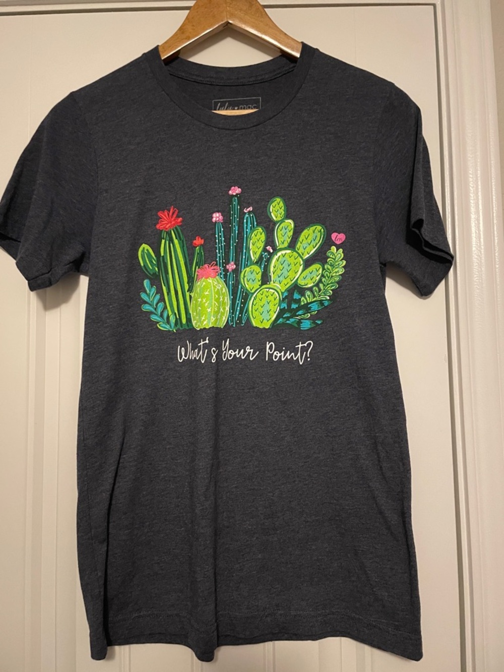 Lulu ❤️ Mac Graphic Cactus Tee - "What's Your Point?" Size Small Super Soft
